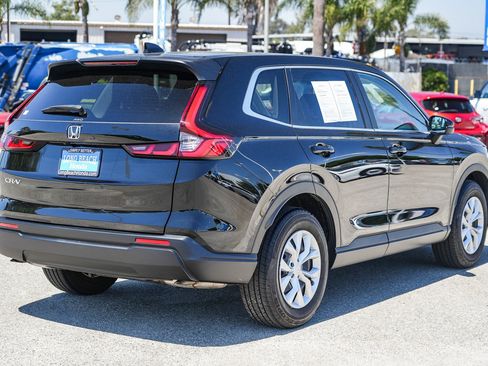 Certified 2025 Honda CR-V LX image 9