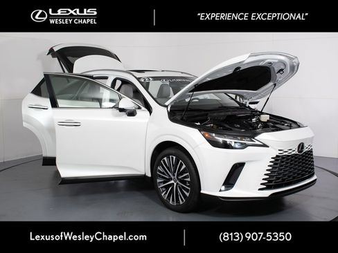 Used 2023 Lexus RX 350 Premium Plus w/ Cold Area Package FWD image 17