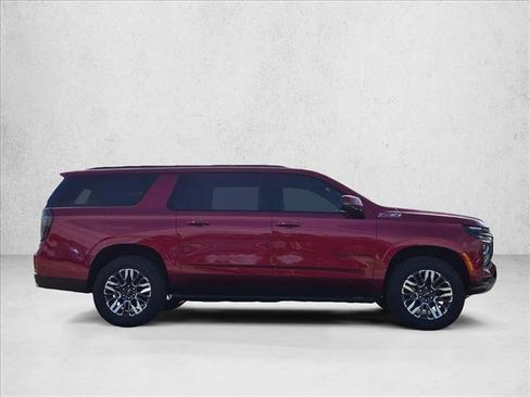 New 2026 Chevrolet Suburban Z71 AWD/4WD image 4