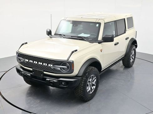 Used 2025 Ford Bronco Badlands AWD/4WD image 38
