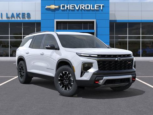 New 2026 Chevrolet Traverse Z71 w/ Enhanced Driving Package AWD/4WD image 7