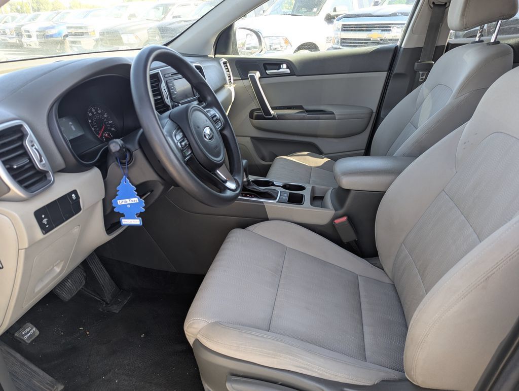Used 2017 Kia Sportage LX FWD image 24