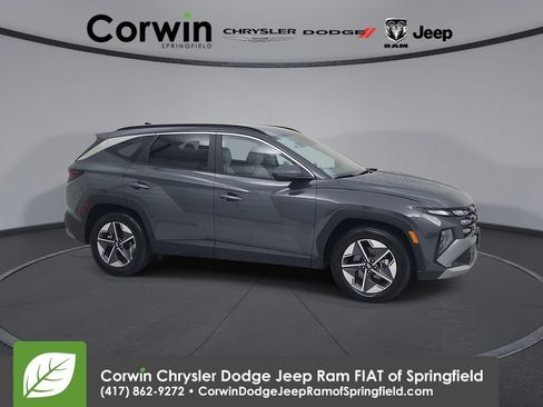Used 2025 Hyundai Tucson SEL FWD image 1