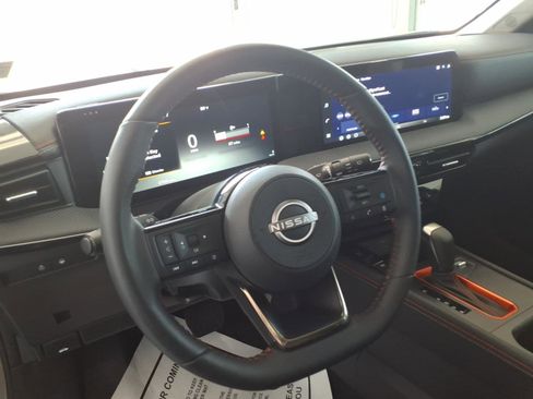 Used 2026 Nissan Kicks SR w/ SR Premium Package AWD/4WD image 11