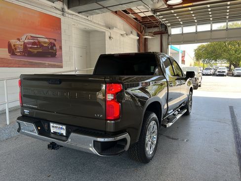 Used 2024 Chevrolet Silverado 1500 LTZ image 9