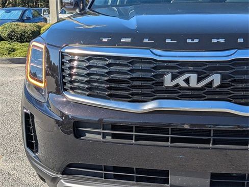 Used 2022 Kia Telluride EX w/ EX Premium Package image 11