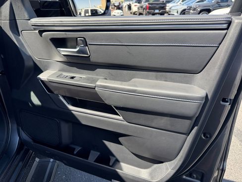 Used 2023 Toyota Tundra Platinum AWD/4WD image 16