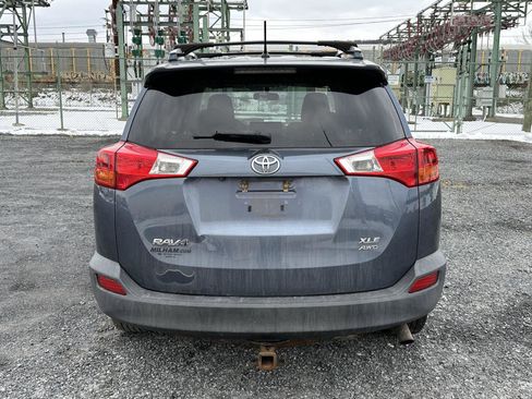 Used 2013 Toyota RAV4 XLE image 7