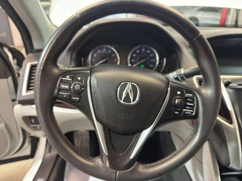 Used 2015 Acura TLX image 17