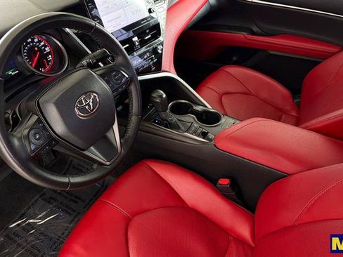 Used 2022 Toyota Camry XSE FWD image 10