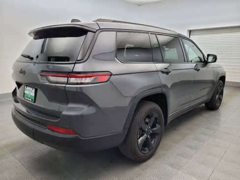 Used 2023 Jeep Grand Cherokee L Laredo RWD image 9