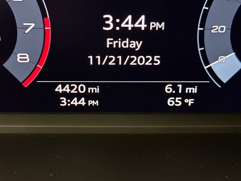 Used 2025 Audi Q3 2.0T Premium w/ Convenience Package image 22