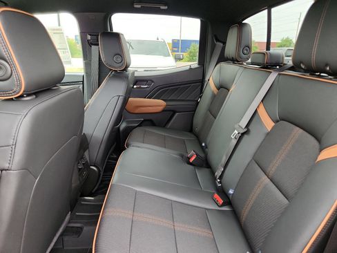 New 2026 GMC Canyon AT4 image 9