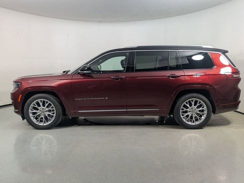 Used 2023 Jeep Grand Cherokee L Summit image 4