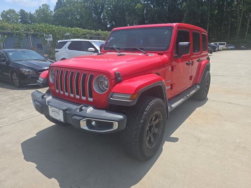 Used 2019 Jeep Wrangler Unlimited Sahara w/ LED Lighting Group AWD/4WD image 1