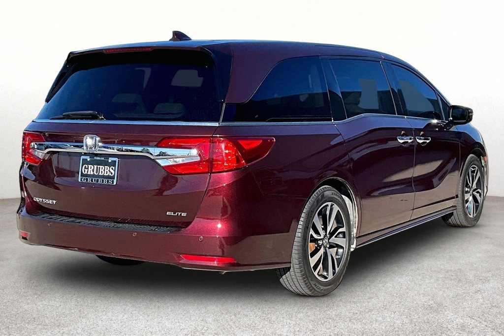 Used 2019 Honda Odyssey Elite image 2