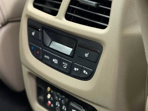Used 2016 Honda Pilot Elite image 24