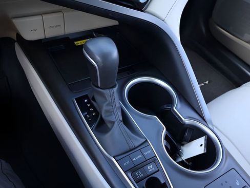 Certified 2024 Toyota Camry XLE image 26