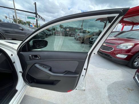 Used 2015 Kia Optima LX w/ LX Convenience Plus Package FWD image 14