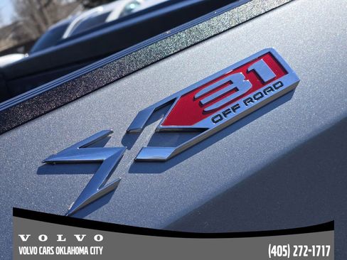 Used 2020 GMC Sierra 1500 SLT image 10