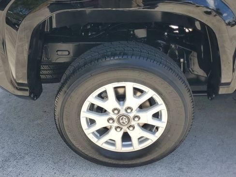 Used 2024 Toyota Tacoma SR5 RWD image 7