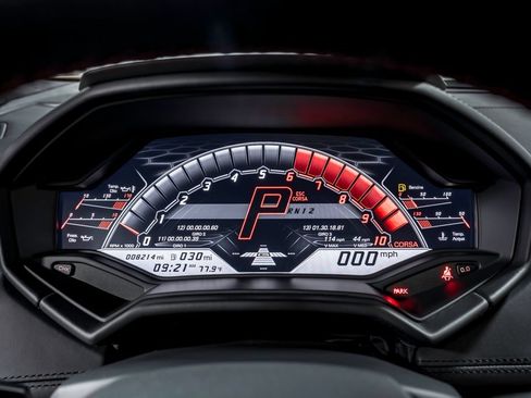 Used 2020 Lamborghini Huracan EVO AWD/4WD image 17