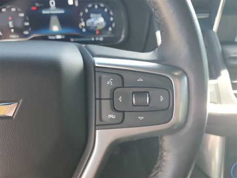 Used 2022 Chevrolet Tahoe LT w/ LT Signature Package image 28