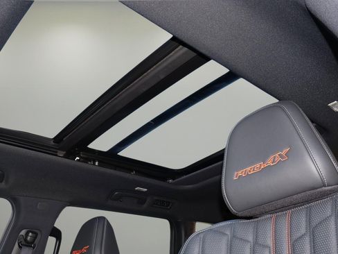 Used 2025 Nissan Armada PRO-4X w/ Pro-4X Premium Package image 30