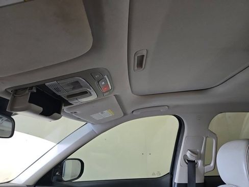Used 2023 Kia Telluride S w/ S Sunroof Package FWD image 7