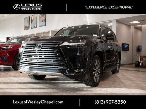 Used 2024 Lexus LX 600 4WD w/ Appearance Package image 1
