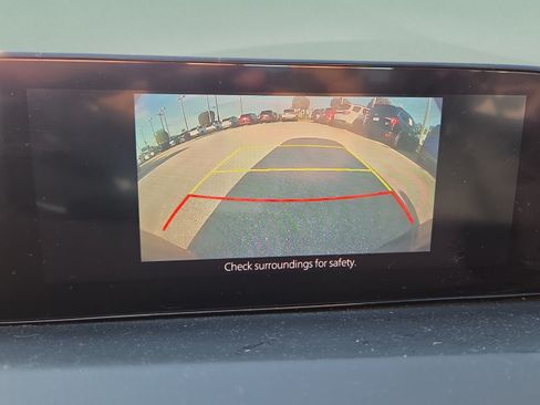 Used 2021 MAZDA MAZDA3 s FWD image 31