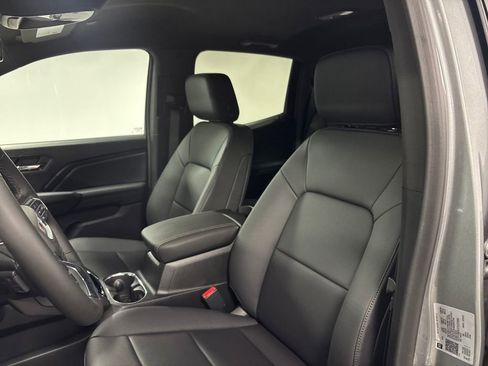 New 2026 GMC Canyon Elevation w/ Convenience Package image 25