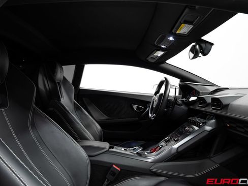 Used 2015 Lamborghini Huracan LP 610-4 AWD/4WD image 37