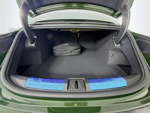 New 2025 Porsche Taycan image 18