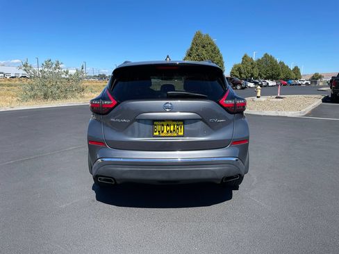 Used 2019 Nissan Murano SV AWD/4WD image 4