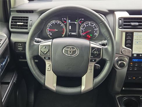 Used 2023 Toyota 4Runner Limited image 20