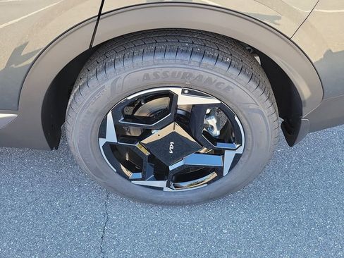 New 2026 Kia Sportage EX image 40