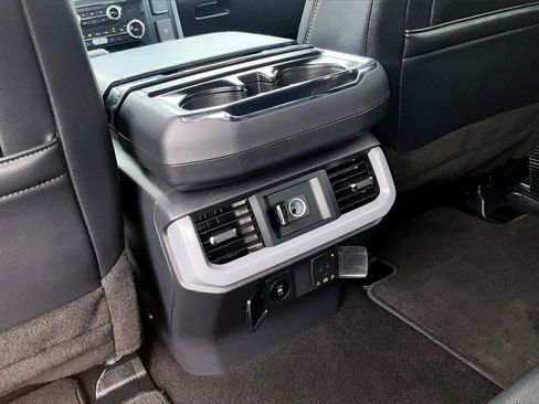 Used 2024 Ford F150 Lariat w/ Mobile Office Package image 33