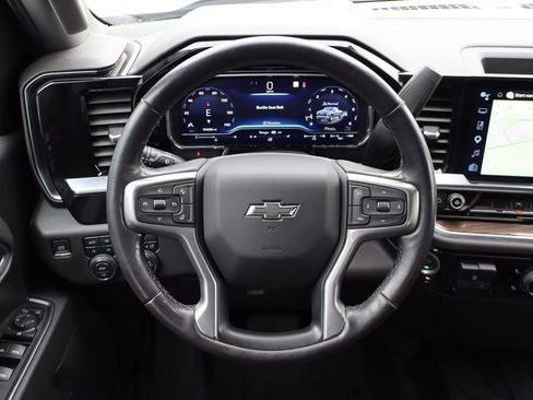Used 2022 Chevrolet Silverado 1500 RST w/ Z71 Off-Road Package AWD/4WD image 18