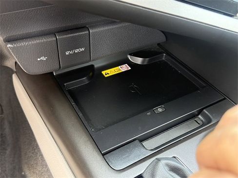 Used 2024 Toyota Camry XSE image 21