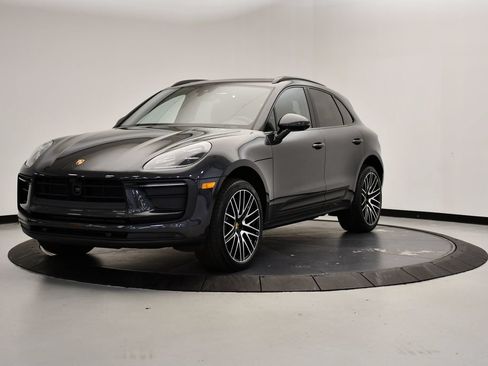 Used 2026 Porsche Macan AWD/4WD image 1