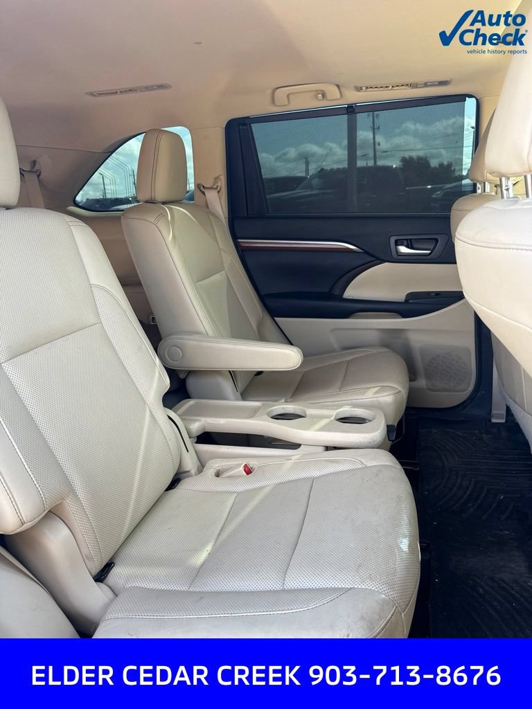Used 2017 Toyota Highlander Limited FWD image 18