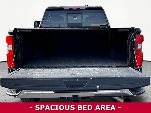 Used 2020 Chevrolet Silverado 2500 LTZ w/ LTZ Premium Package AWD/4WD image 7