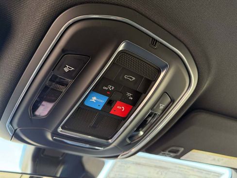 New 2026 Jeep Grand Cherokee Altitude image 25