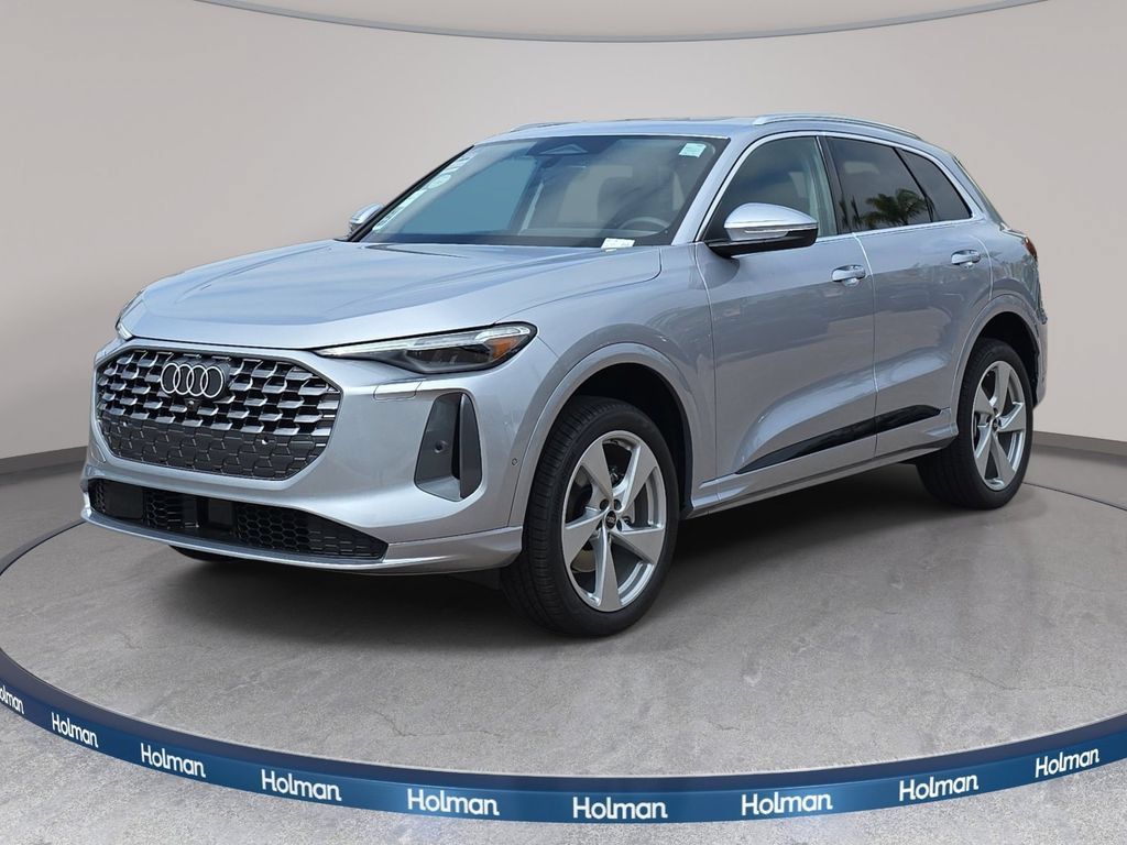 New 2026 Audi Q5 Premium Plus w/ Premium Plus AWD/4WD image 1