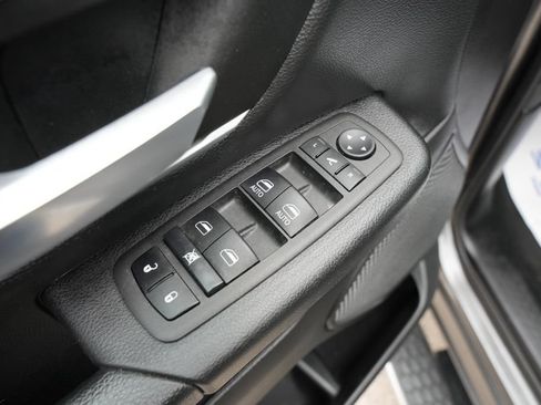 Used 2023 RAM 1500 Big Horn AWD/4WD image 19