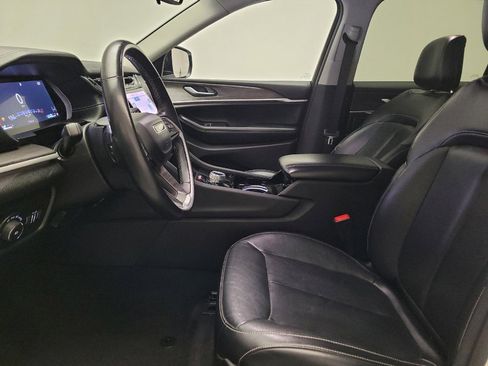 Used 2021 Jeep Grand Cherokee L Limited RWD image 17