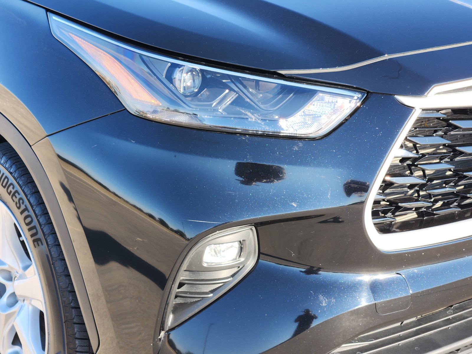 Used 2024 Toyota Highlander LE FWD image 10