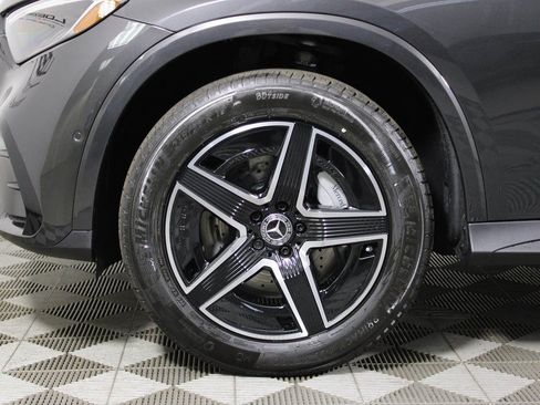 Used 2026 Mercedes-Benz GLC 300 4MATIC image 31