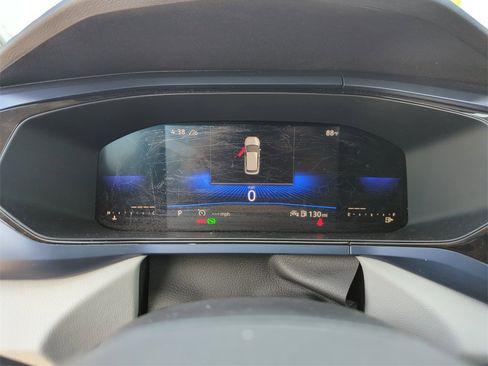 Used 2022 Volkswagen Taos SE image 42